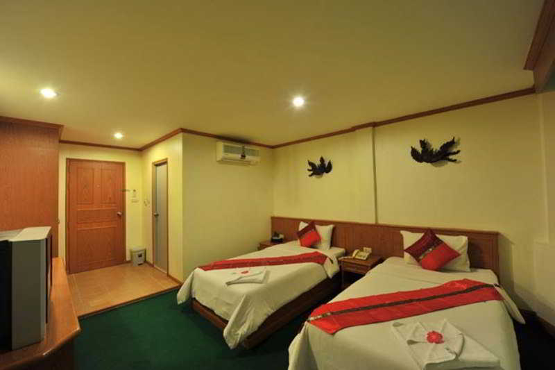 Pl Guesthouse Patong Exteriör bild